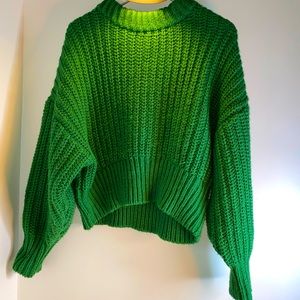 H&M Beautiful Winter Sweater in green!